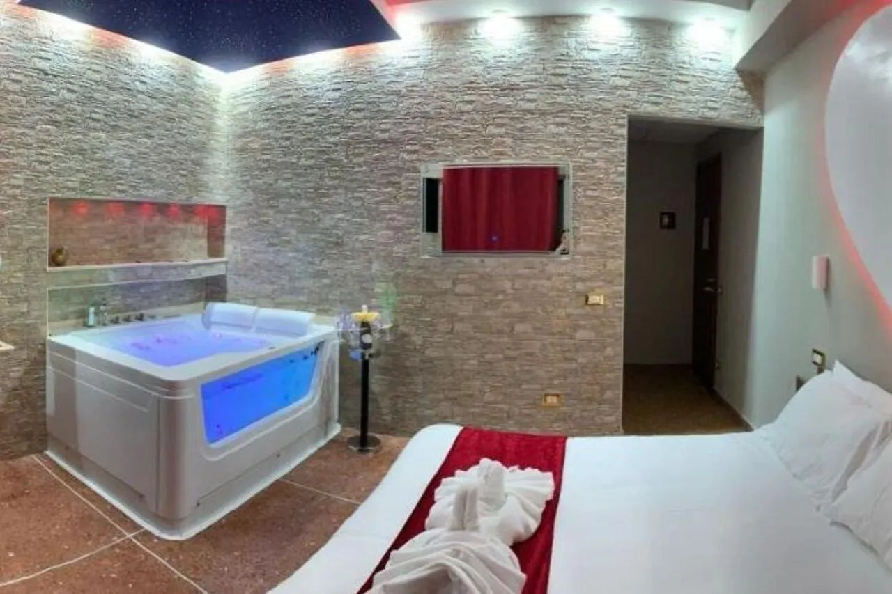 Cleopatra Guest House Rome 3*,  Italy