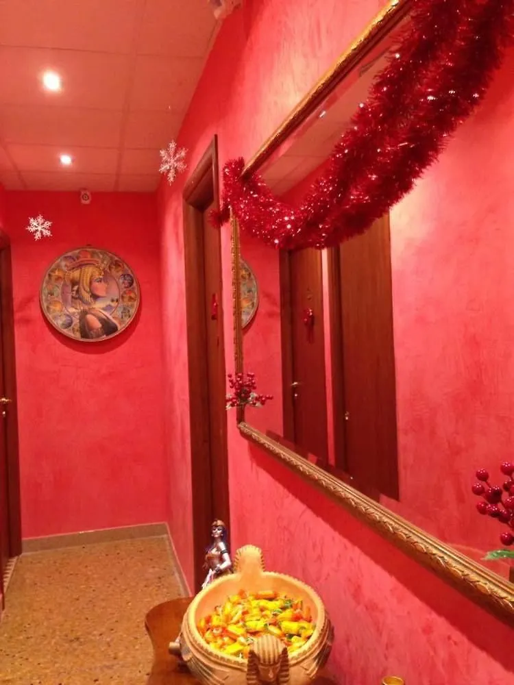 Cleopatra Guest House Rome
